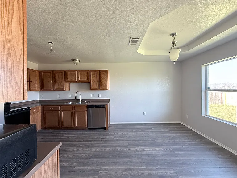 5108 Bridle Dr — Photo 9