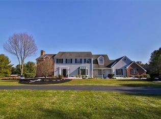 1704 Cortland Ln, Bethlehem, PA 18015