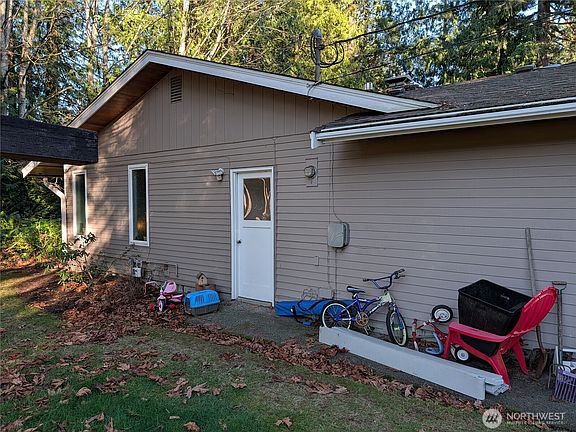 4th image of 12105 25th Avenue SE