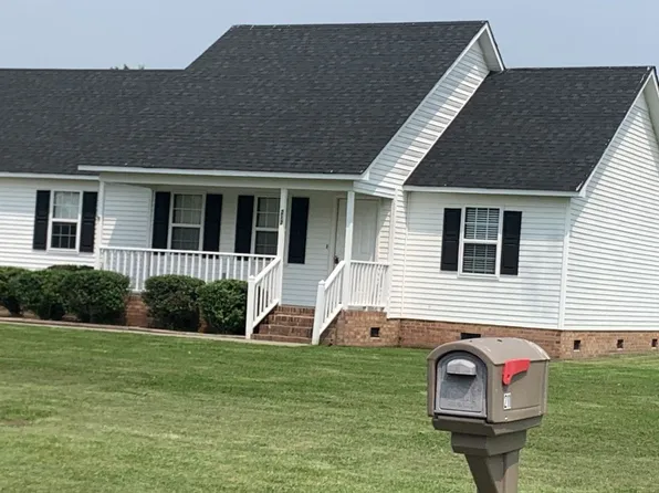 212 Melonie Dr, Elizabeth City, NC 27909