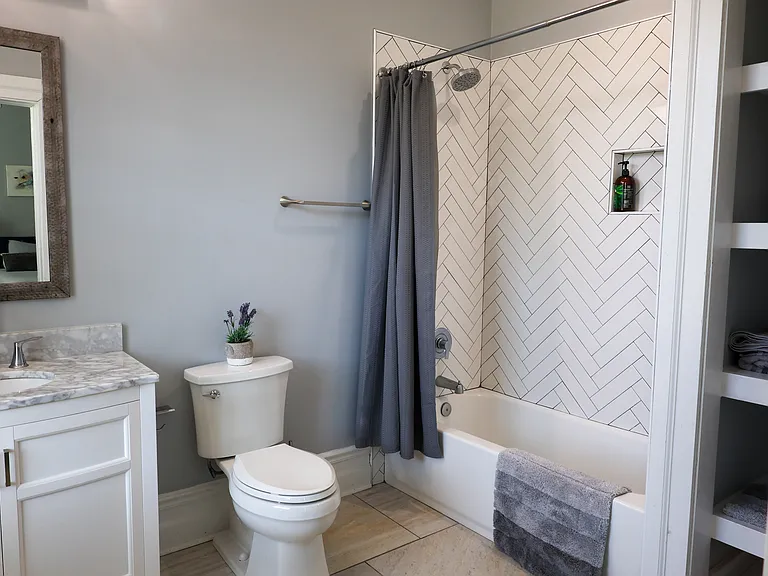 1314 S Court St — Photo 29
