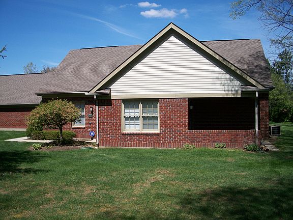 3rd image of 119 Village Trail Dr