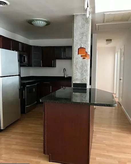 1011 Hunter St #C-3 — Photo 5