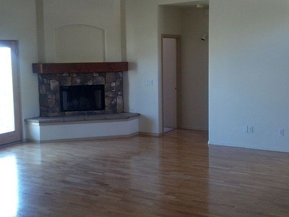 2nd image of 17406 E Flat Rock Dr