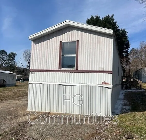 104 Mike Rd — Photo 1