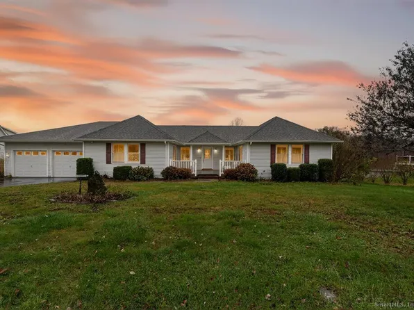 147 North Wawecus Hill Road, Norwich, CT 06360