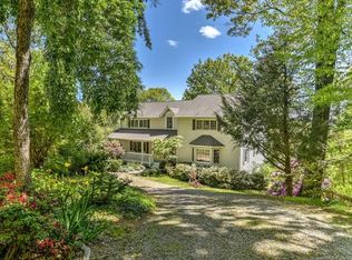 915 Town Mountain Rd, Asheville, NC 28804