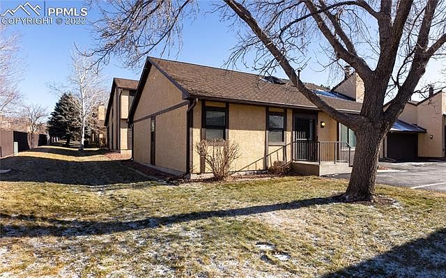 1st image of 4533 Winewood Village Dr