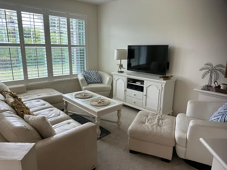 602 Mainsail Cir — Photo 9