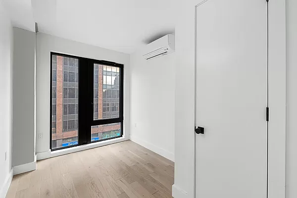 Rented by REAL New York | media 17