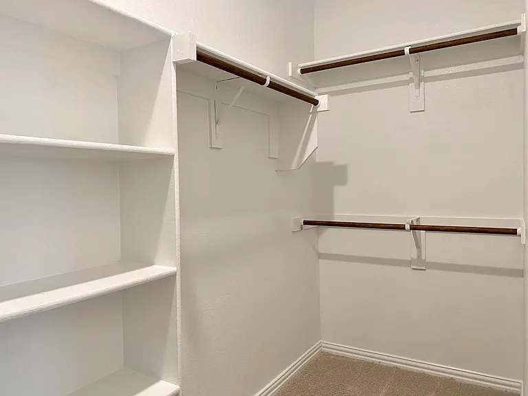 1201 Sassafras Dr — Photo 21