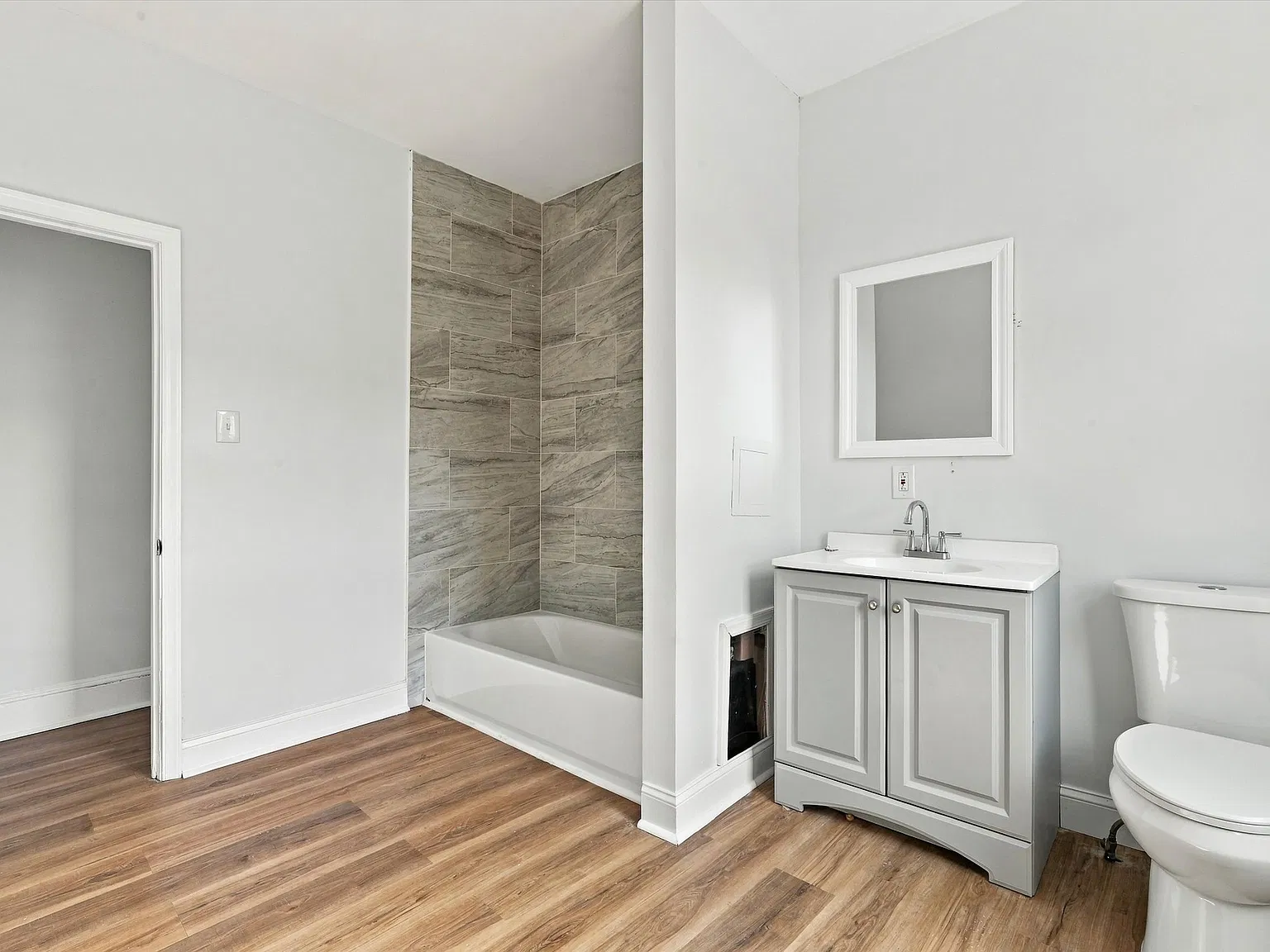 3 bed, $1,675 — Photo 3