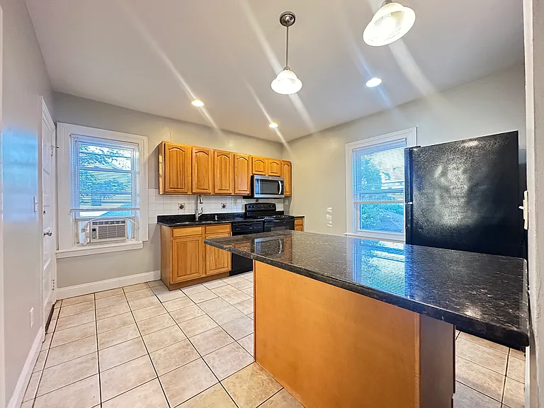 47 Carolina Ave #3 — Photo 2