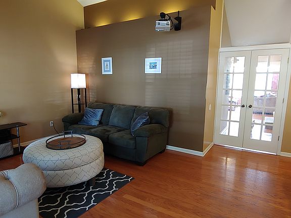 4th image of 6635 Fernwood Dr