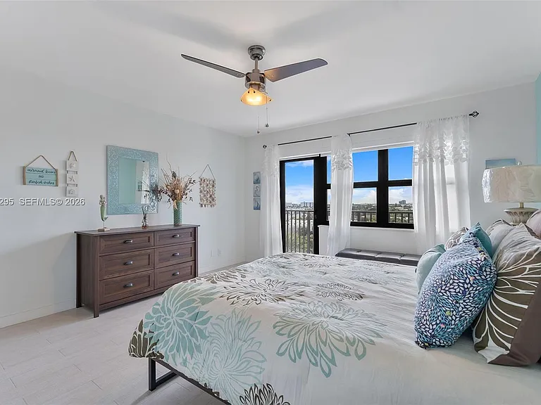 5100 N Ocean Blvd #916 — Photo 30