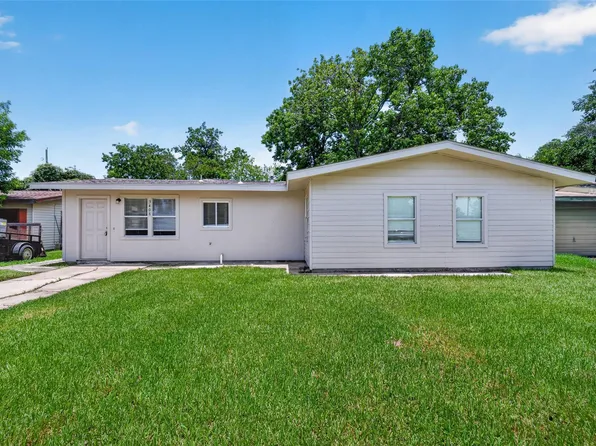 3408 Palm Ave, Texas City, TX 77590