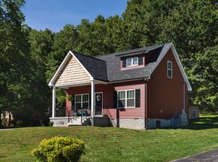 105 Greenbrier St, Dickson, TN 37055
