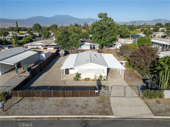 768 N Buena Vista St, Hemet, CA 92543