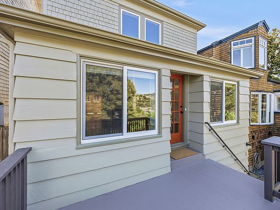 5th image of 31 Acacia Ave