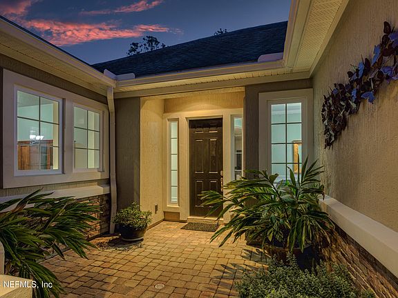 3rd image of 315 EAGLE ROCK Drive