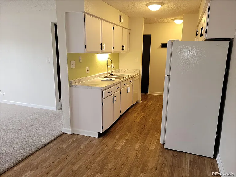7335 E Quincy Ave #303 — Photo 2