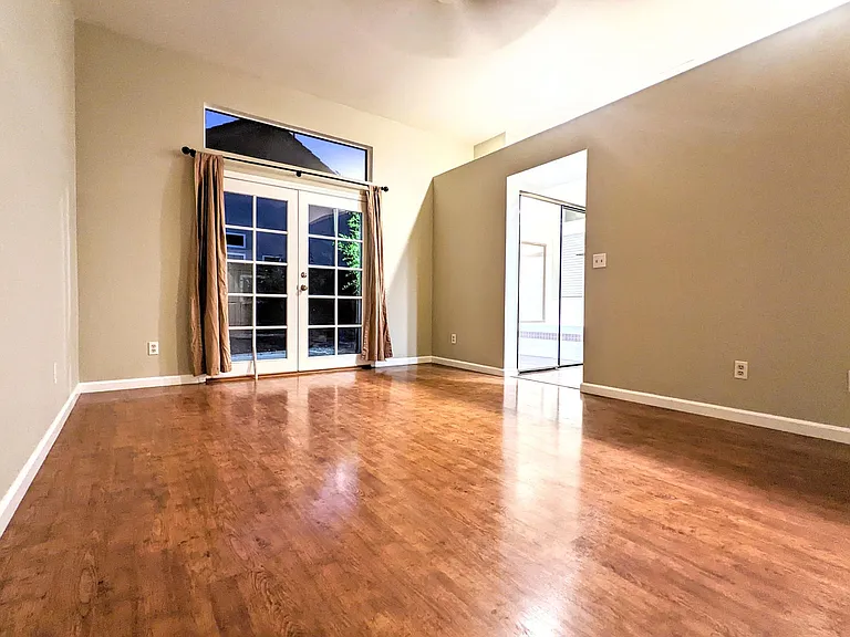 8128 Bramfield Way — Photo 11