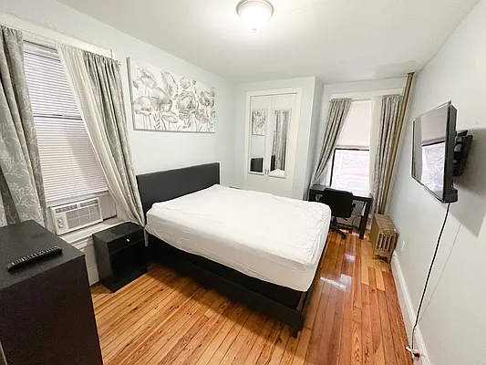 Rented by Corcoran | media 10