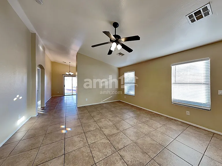 23916 W Antelope Trl — Photo 5