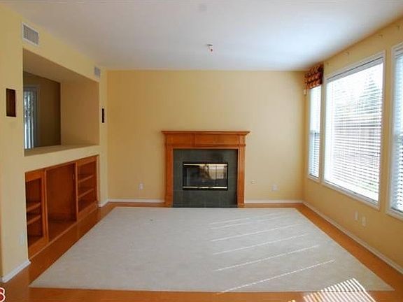 4th image of 17648 Gladesworth Ln
