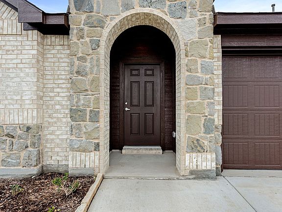 5th image of 3551 Equinox Dr