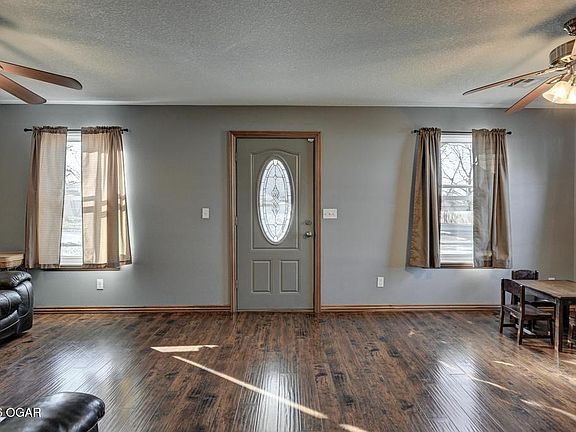 4th image of 501 S Cowgill Street
