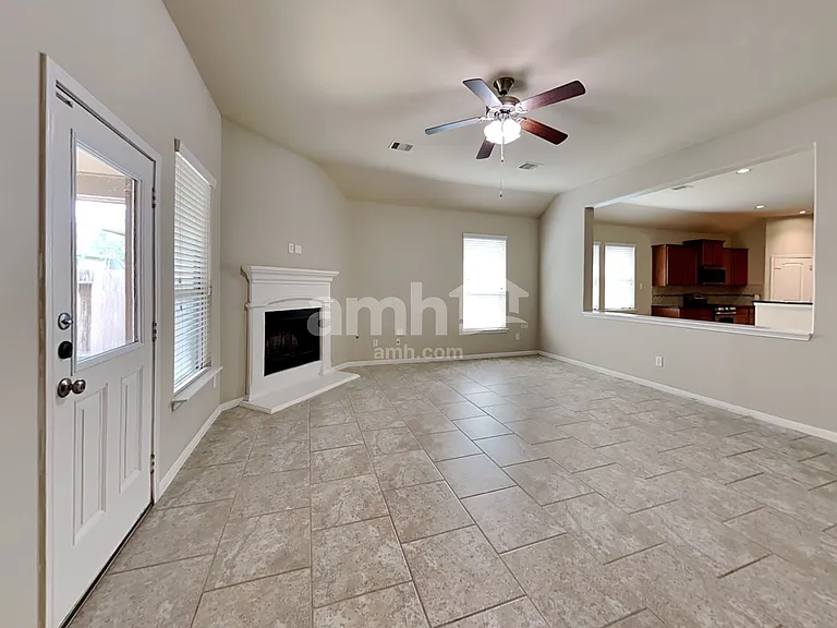 7446 Durango Creek Dr — Photo 8