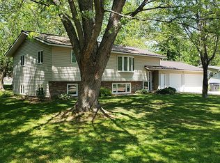 519 Cardinal Dr, Westfield, WI 53964