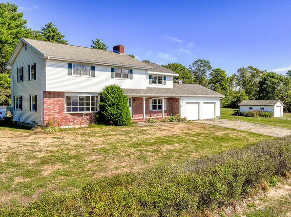 54 Pine Ledge Road, Bangor, ME 04401