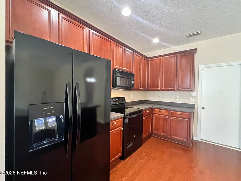 13491 Teddington Ln — Photo 17