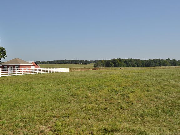 5th image of 000 N Farm Road 175