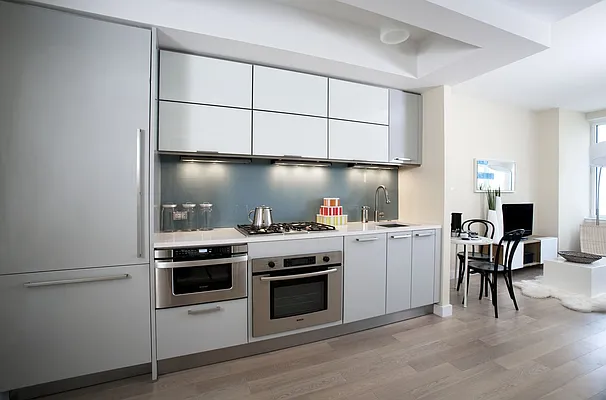 Rented by Platinvm Property Group New York | media 14