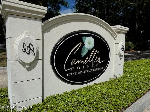 414 Elegans Ct, Ocean Springs, MS 39564