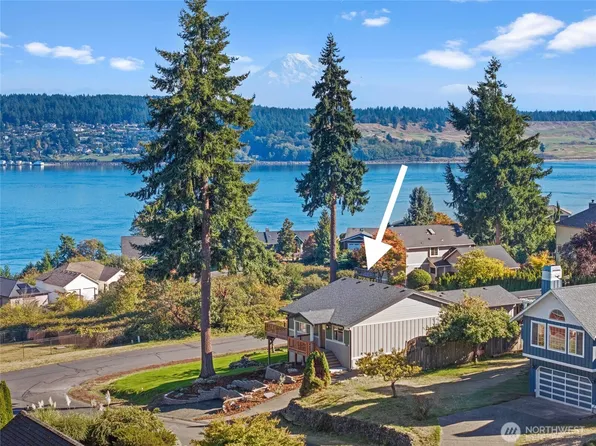 1268 Pilchuck Drive, Fox Island, WA 98333