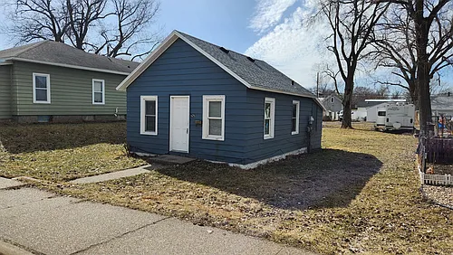 825 George St Photo 1