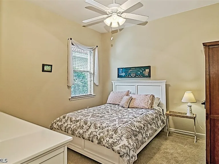 3460 Lakeview Isle Ct — Photo 33