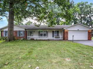 9876 Woodbriar Ln, Carmel, IN 46280