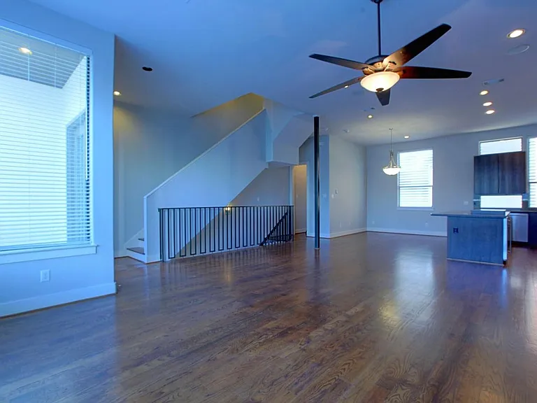 1504 Hazel St — Photo 10