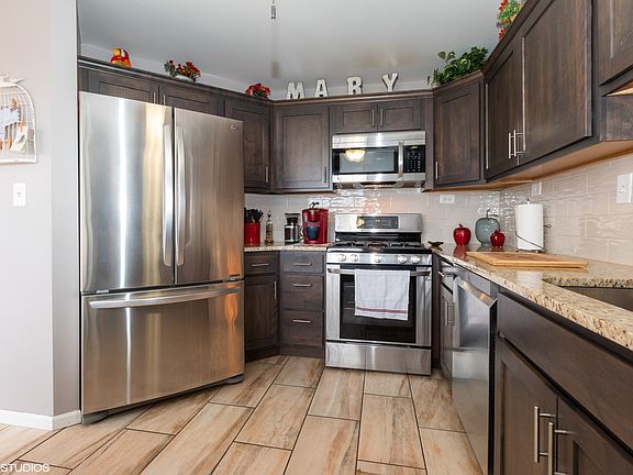 Another view of the new kitchen!