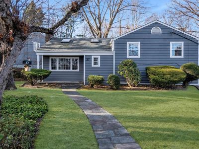 37 Beacon Drive, Port Washington, NY, 11050