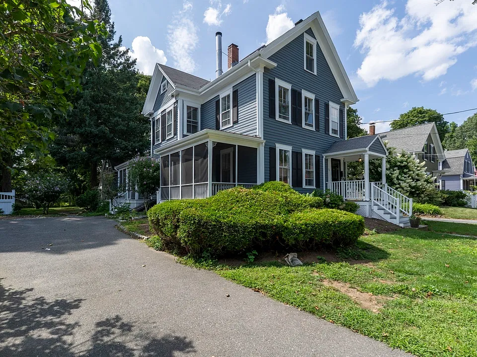 22 Berkeley St #A