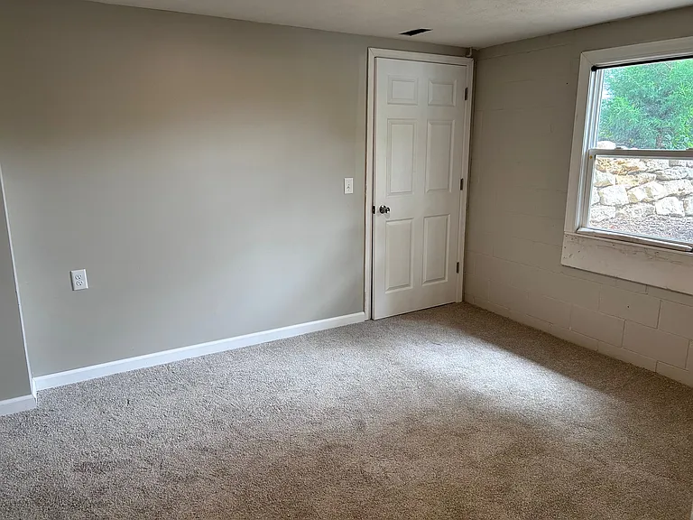 1753 Bowie Dr — Photo 19