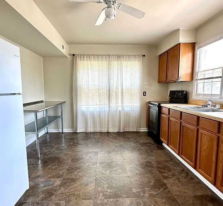 1st image of 114 Fritters Ln