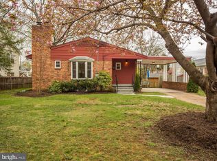 2510 5th St S, Arlington, VA 22204