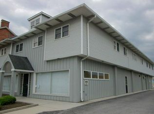 572 Carlisle St APT 2, Hanover, PA 17331